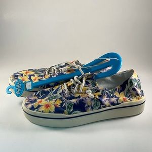 MAD LOVE Womens Floral Kendra Canvas choose size